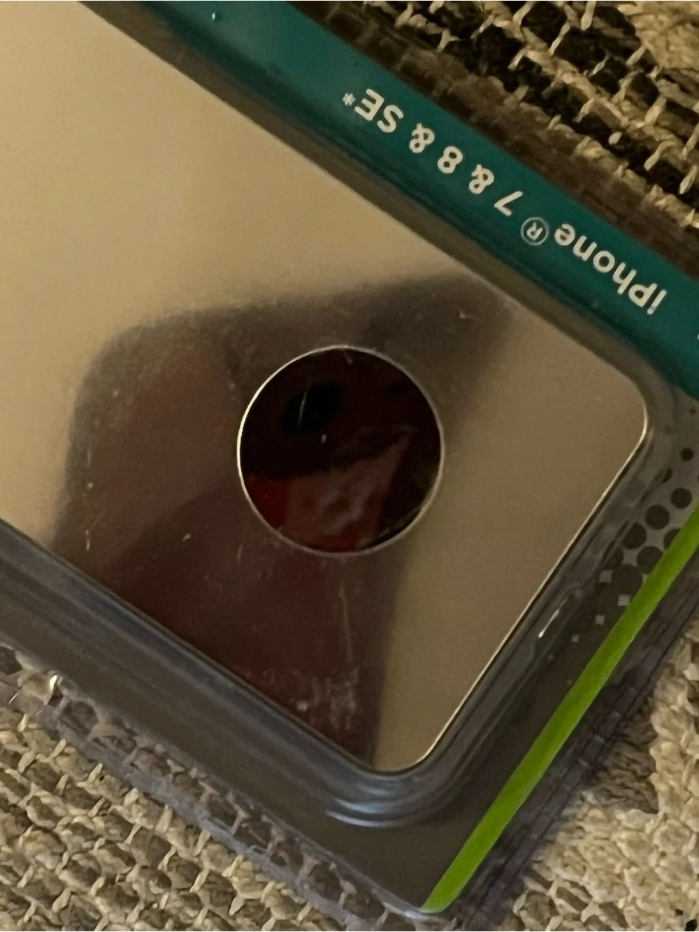 Silver Mirror iPhone 6/6s/7/8/SE Cell Phone Case
